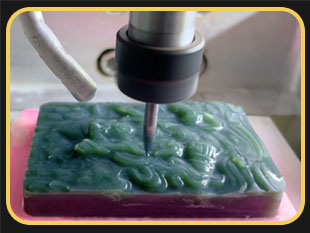 玉石雕刻机 电脑自动雕刻玉器牌子过程案例