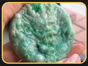 翡翠原来可以自己加工，对比全自动玉石雕刻机